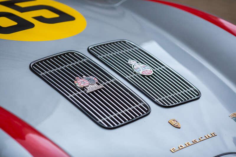 2015 Porsche 550