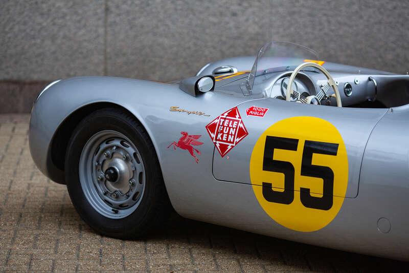 2015 Porsche 550