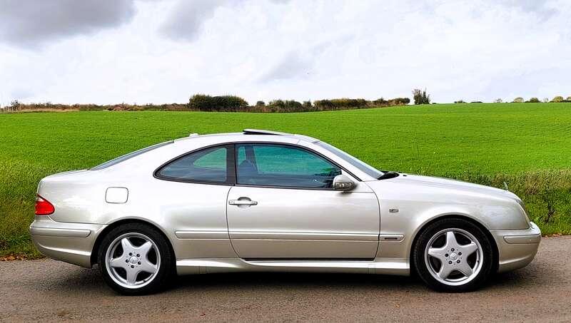 2000 Mercedes - Benz CLK55 AMG