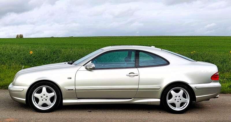 2000 Mercedes - Benz CLK55 AMG