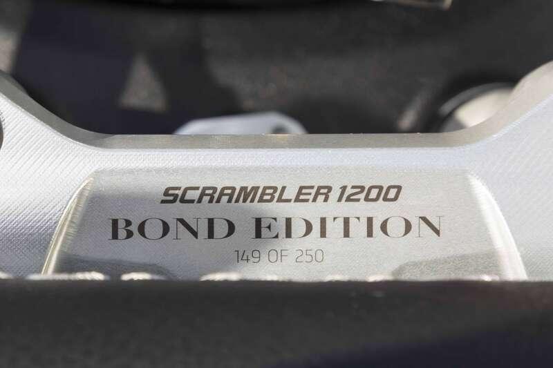 2020 Triumph 1200 SCRAMBLER BOND EDITION