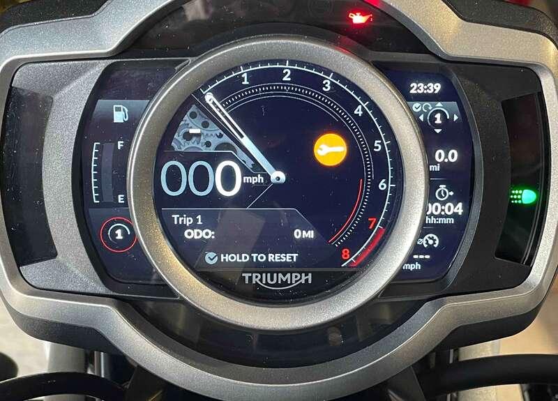 2020 Triumph 1200 SCRAMBLER BOND EDITION