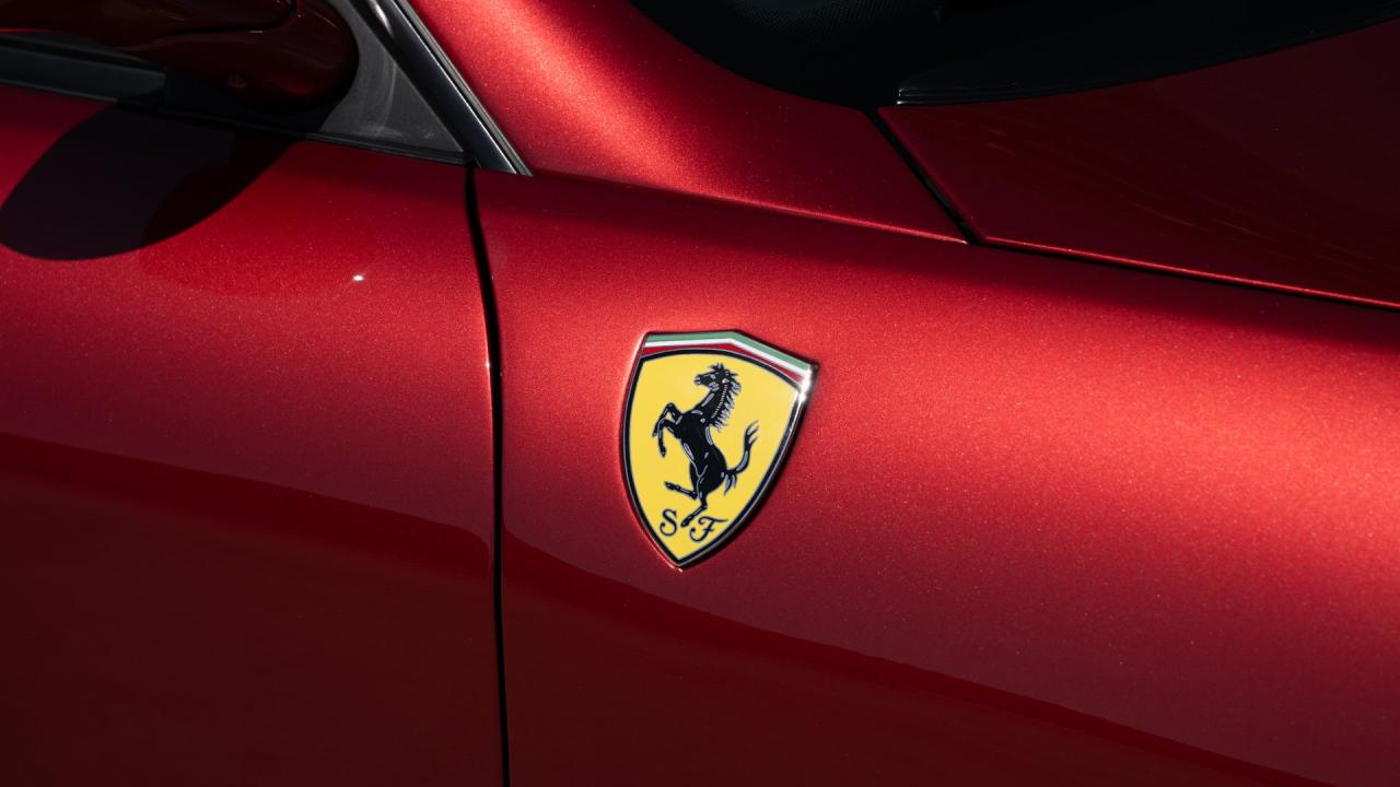 2001 Ferrari 550 Barchetta Pininfarina