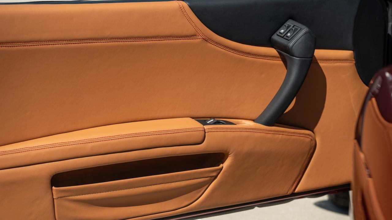 2001 Ferrari 550 Barchetta Pininfarina