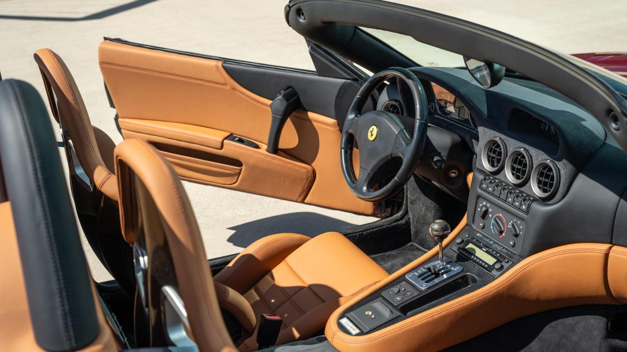 2001 Ferrari 550 Barchetta Pininfarina