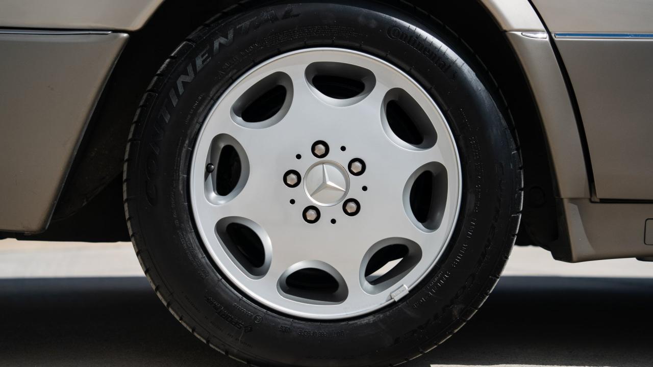 1992 Mercedes - Benz 500 E