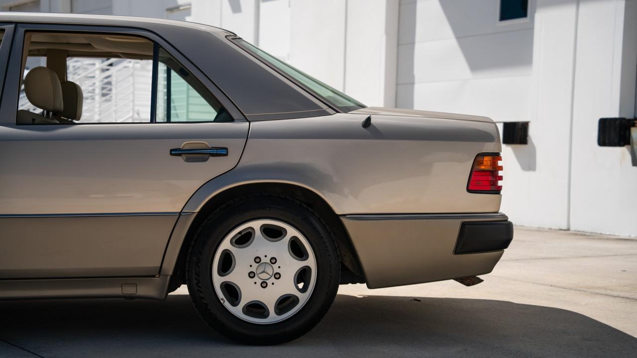 1992 Mercedes - Benz 500 E