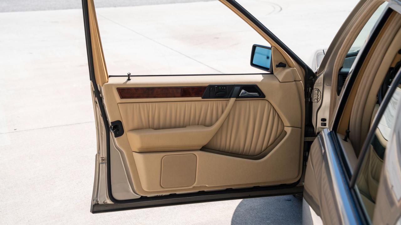 1992 Mercedes - Benz 500 E
