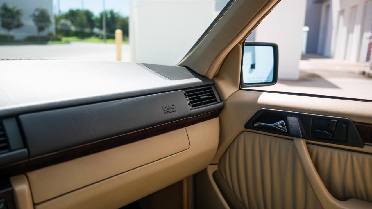 1992 Mercedes - Benz 500 E