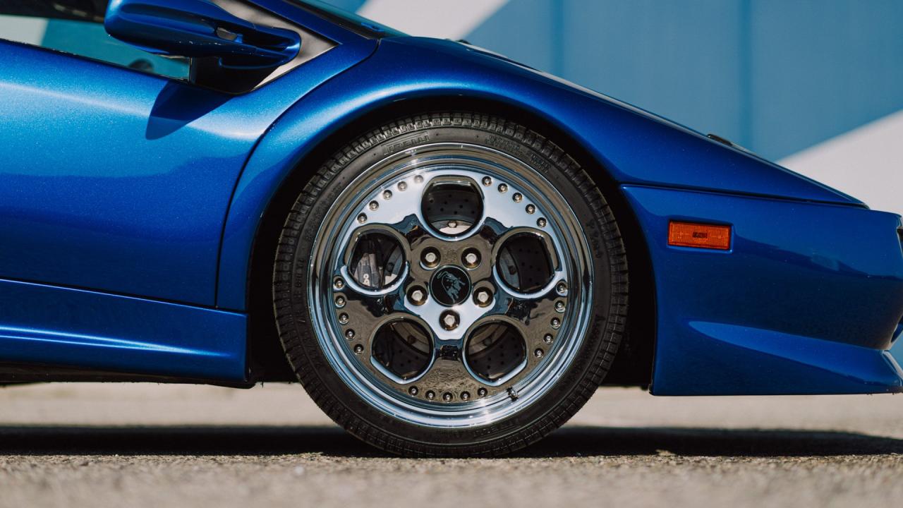 1999 Lamborghini Diablo VT Roadster