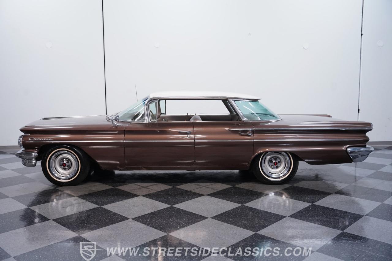 1960 Pontiac Catalina Vista