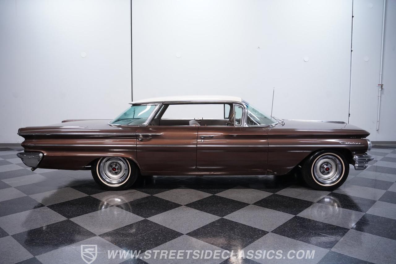 1960 Pontiac Catalina Vista