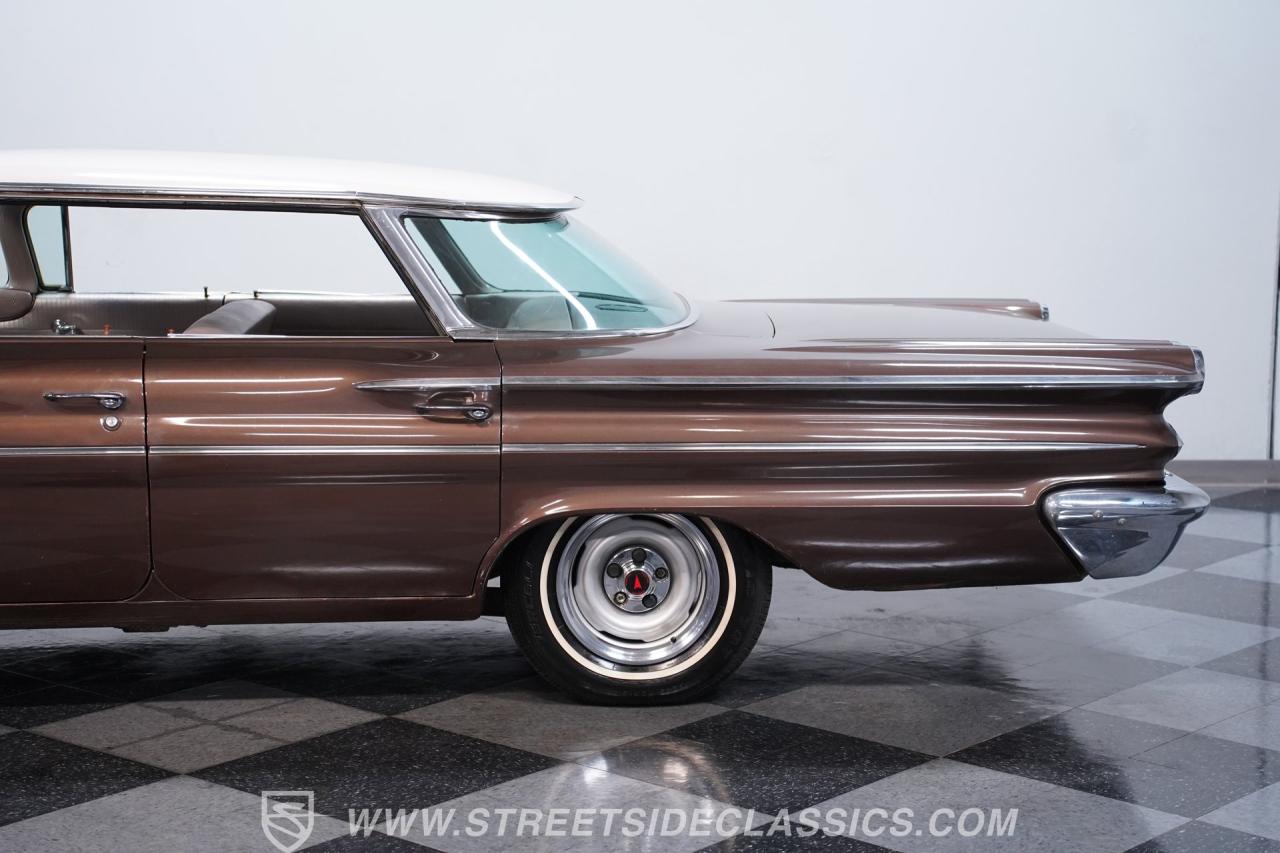 1960 Pontiac Catalina Vista