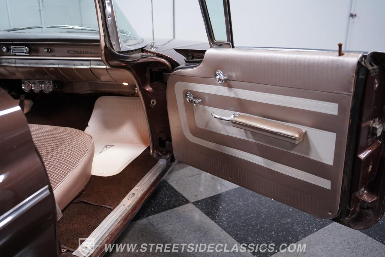 1960 Pontiac Catalina Vista
