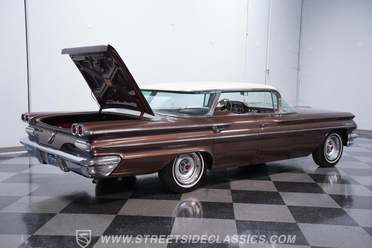 1960 Pontiac Catalina Vista