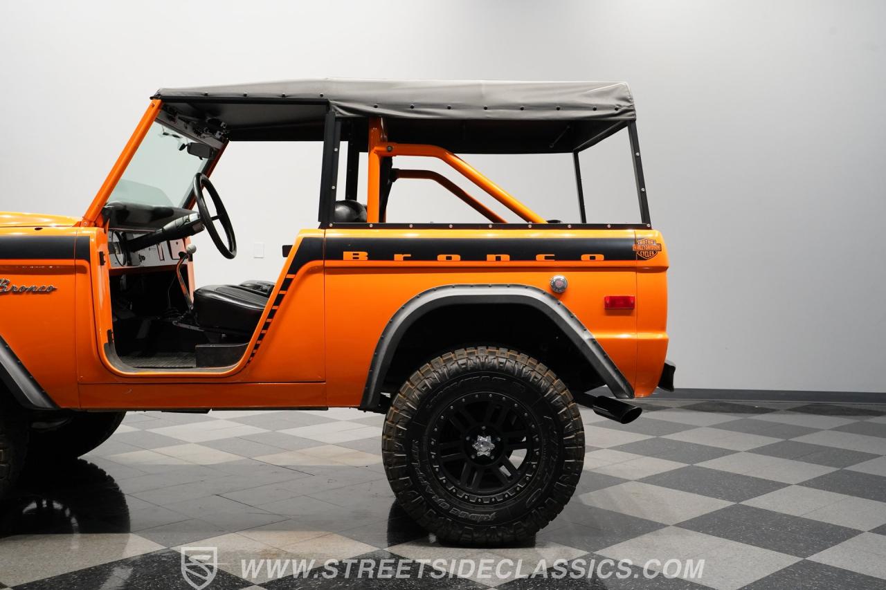 1974 Ford Bronco 4X4 Roadster Tribute