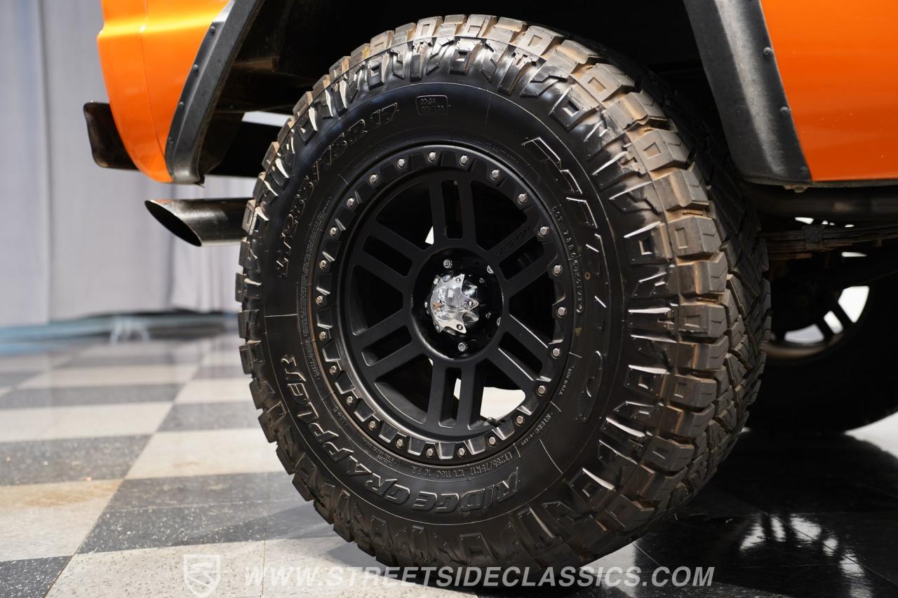 1974 Ford Bronco 4X4 Roadster Tribute