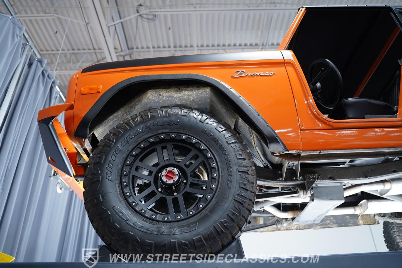 1974 Ford Bronco 4X4 Roadster Tribute