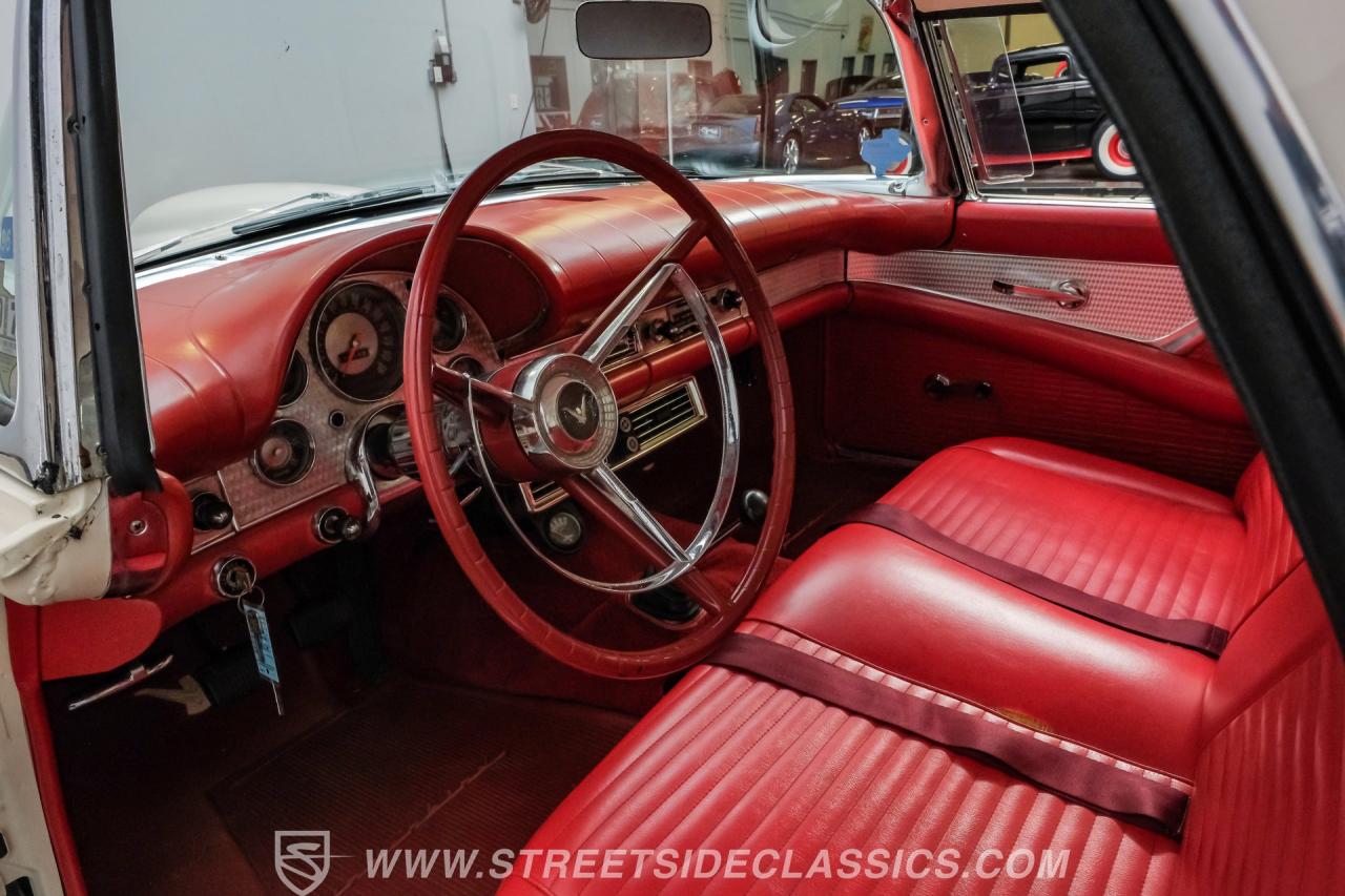 1957 Ford Thunderbird