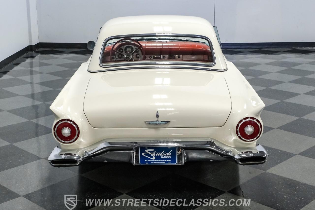 1957 Ford Thunderbird