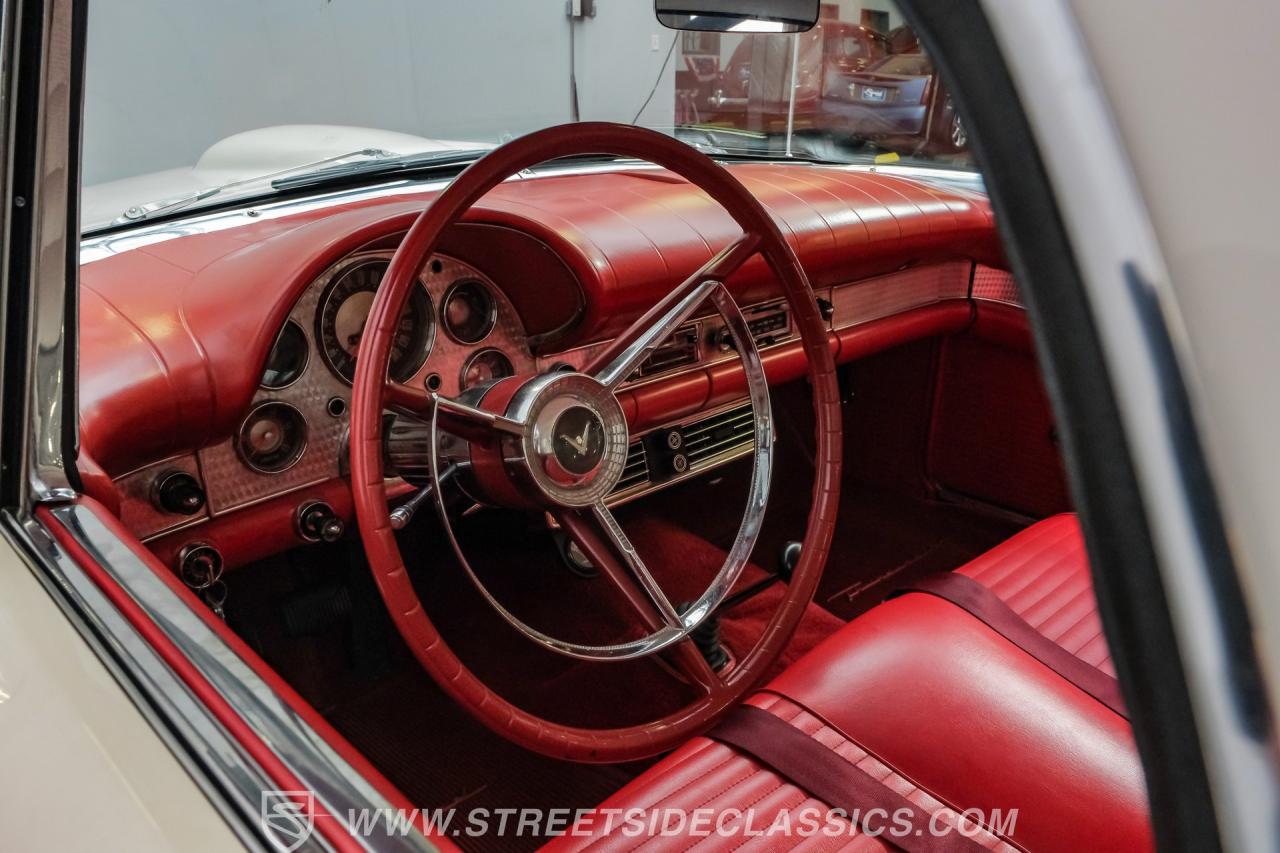 1957 Ford Thunderbird