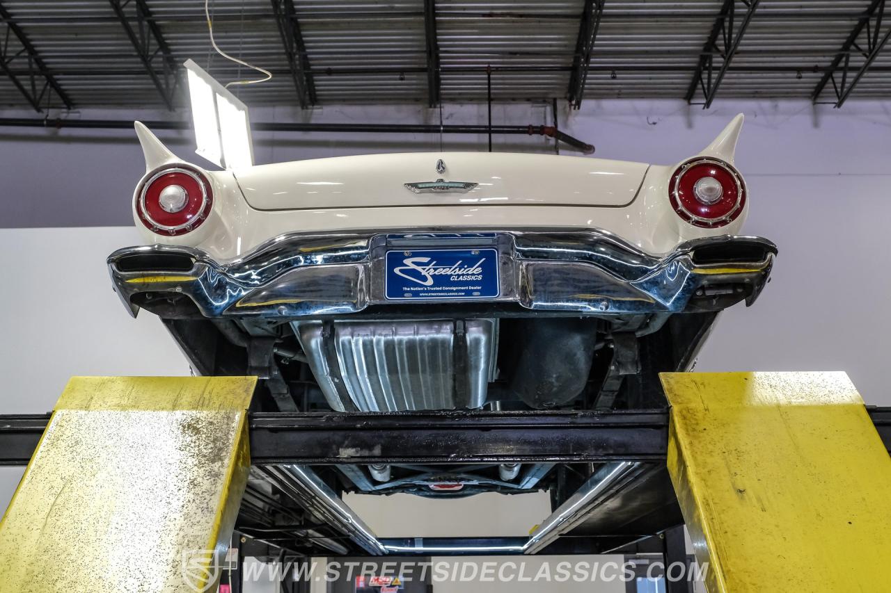 1957 Ford Thunderbird
