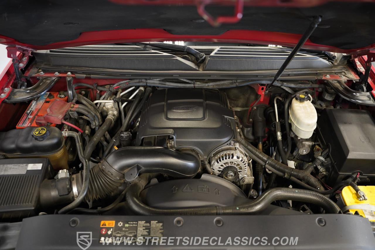 2013 Chevrolet Suburban LT 4X4 2500