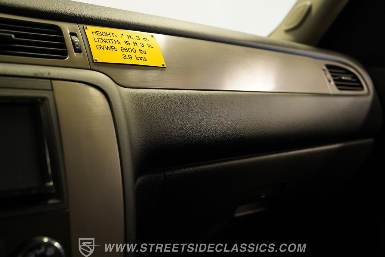 2013 Chevrolet Suburban LT 4X4 2500