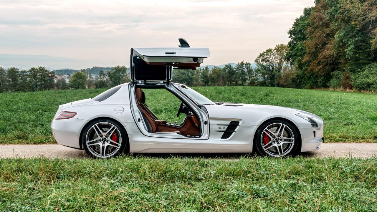 2011 Mercedes - Benz SLS AMG