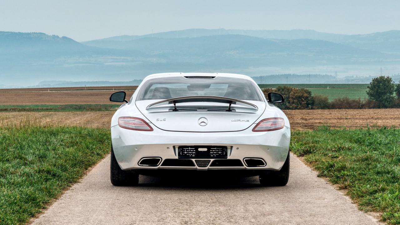2011 Mercedes - Benz SLS AMG