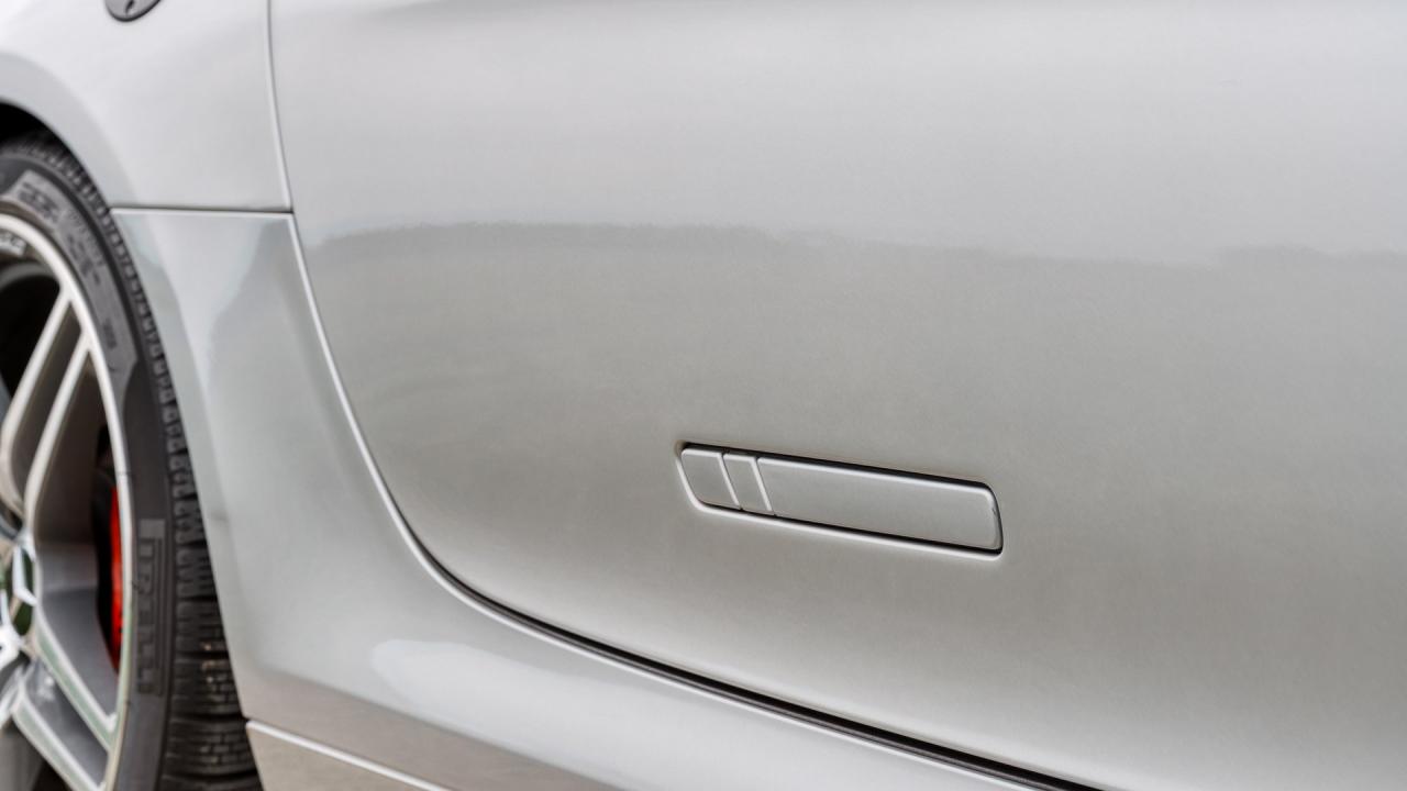 2011 Mercedes - Benz SLS AMG