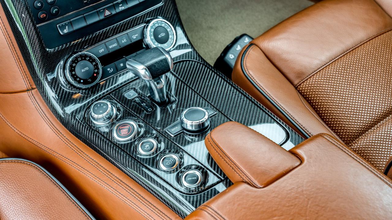 2011 Mercedes - Benz SLS AMG