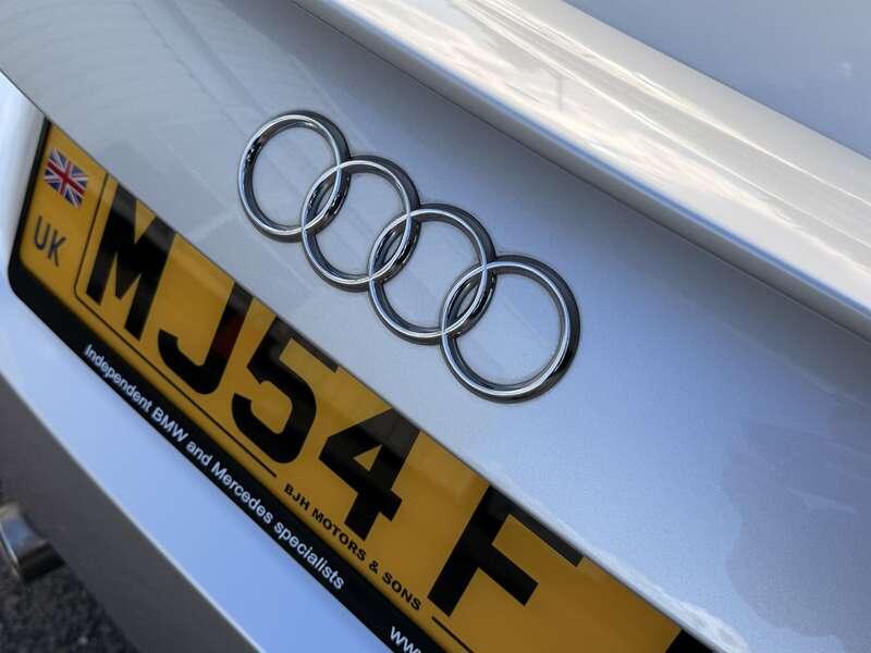 2004 Audi TT