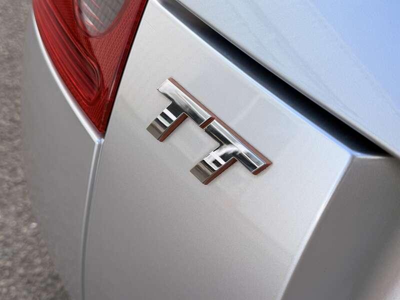 2004 Audi TT