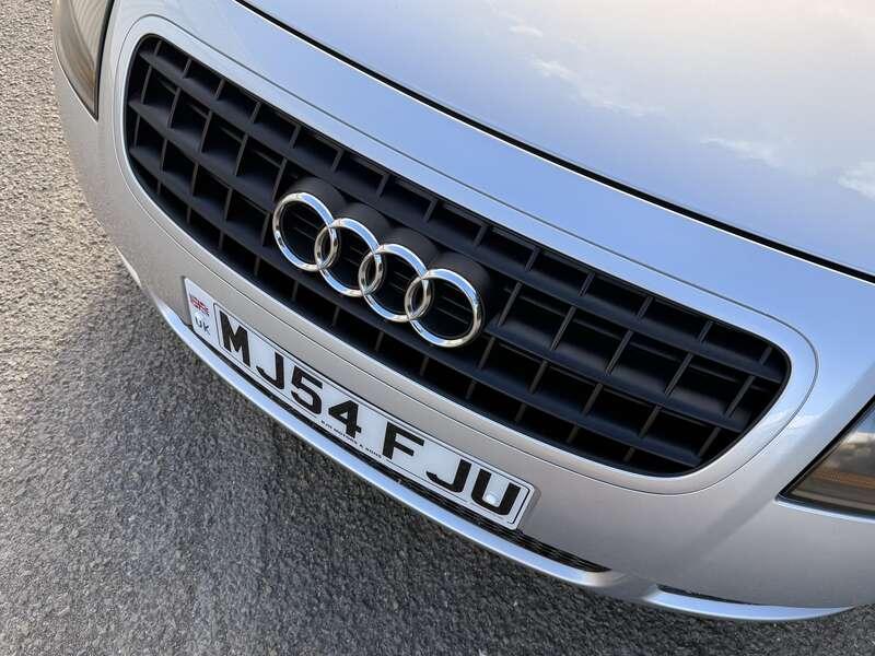 2004 Audi TT