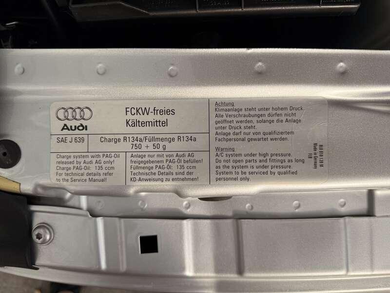 2004 Audi TT
