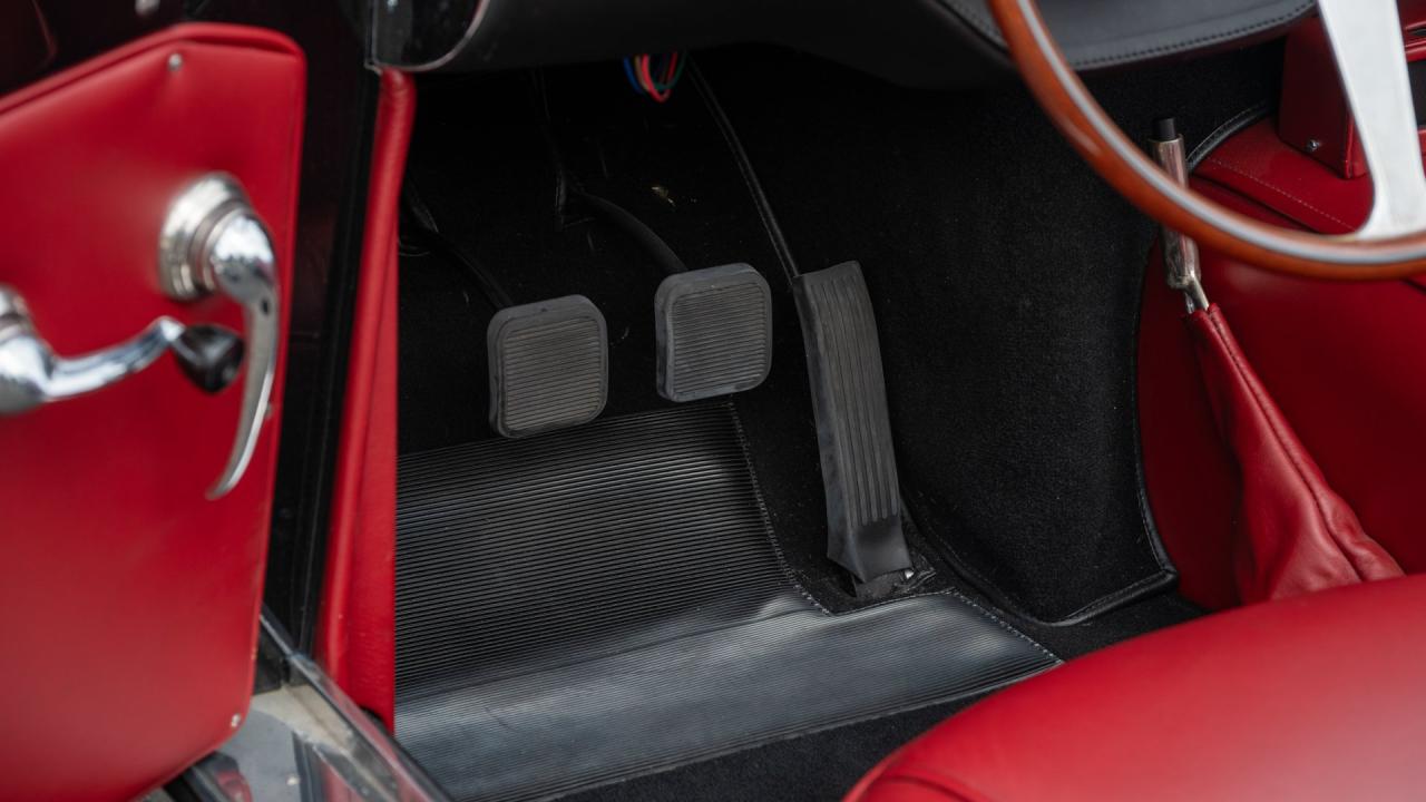 1969 Ferrari 250 GT California Spider Revival by GTO Engineering