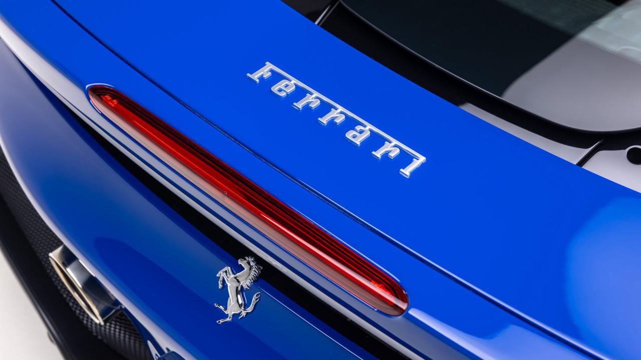 2022 Ferrari SF90 Spider