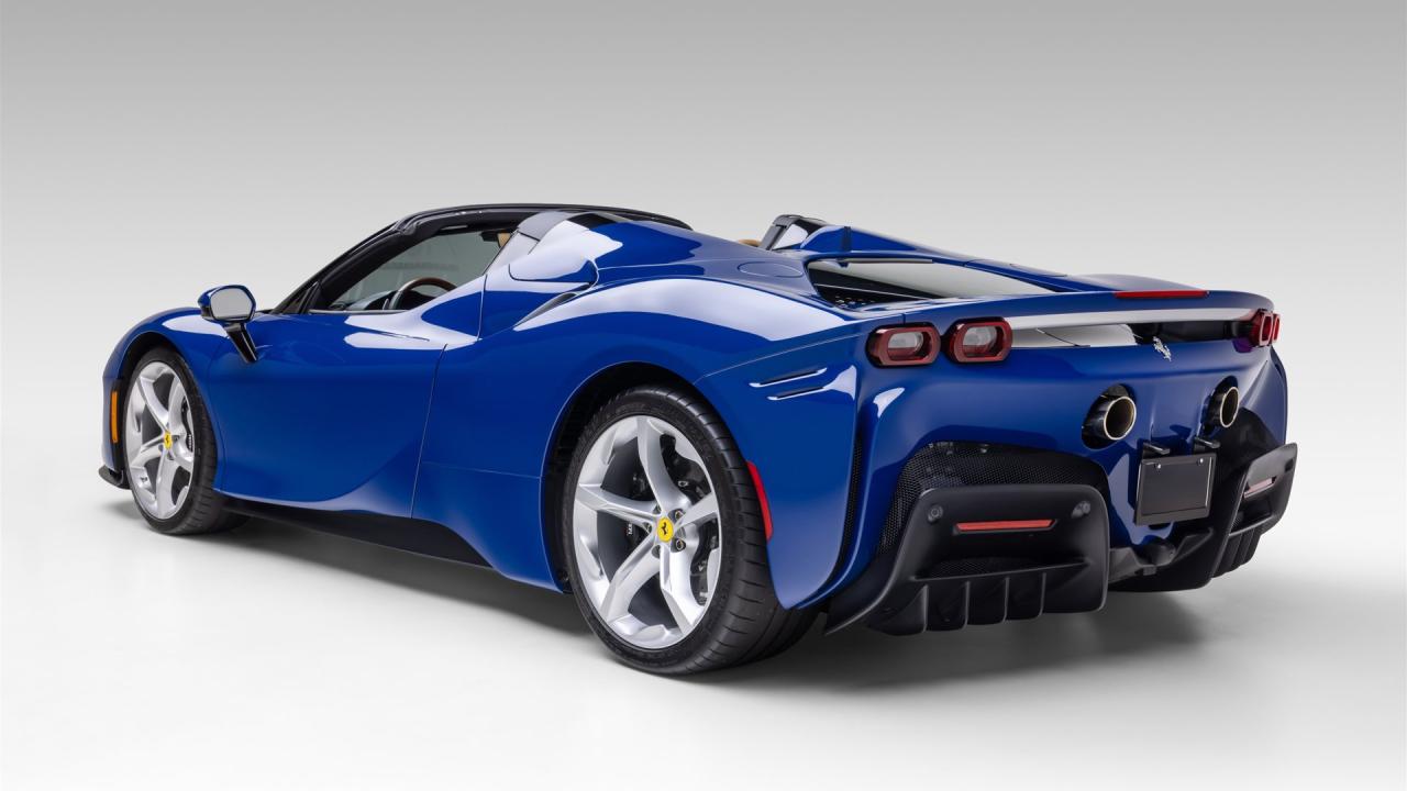 2022 Ferrari SF90 Spider