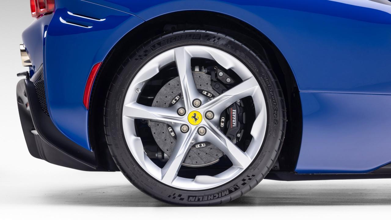 2022 Ferrari SF90 Spider