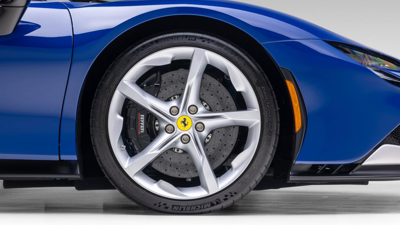 2022 Ferrari SF90 Spider