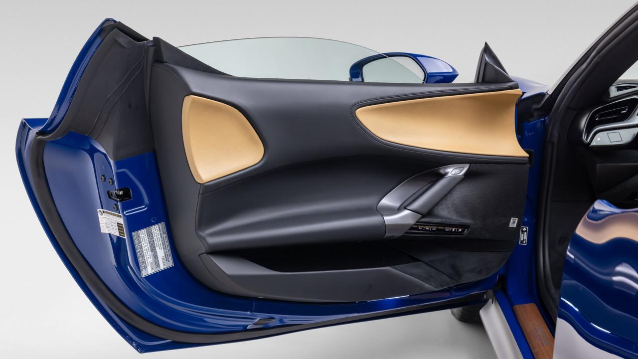 2022 Ferrari SF90 Spider