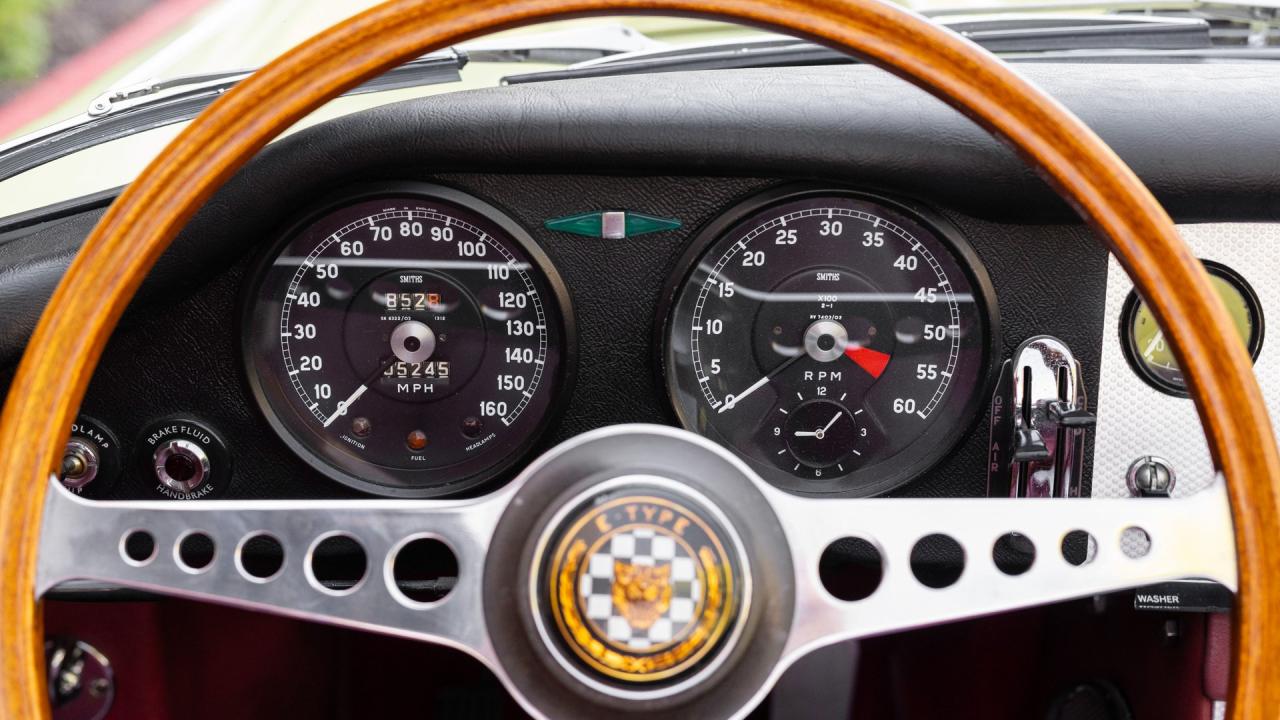 1963 Jaguar E-Type Series 1 3.8 Roadster