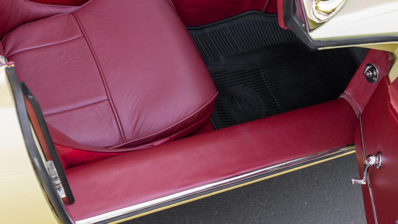 1963 Jaguar E-Type Series 1 3.8 Roadster
