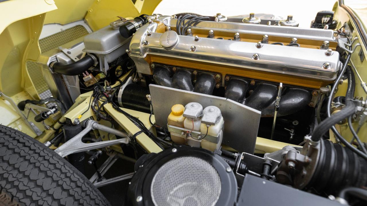 1963 Jaguar E-Type Series 1 3.8 Roadster