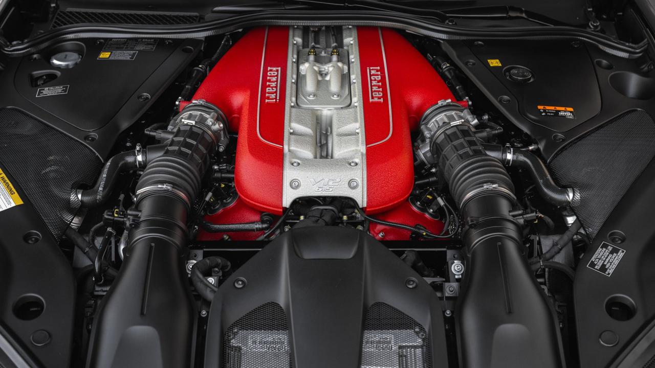 2022 Ferrari 812 GTS