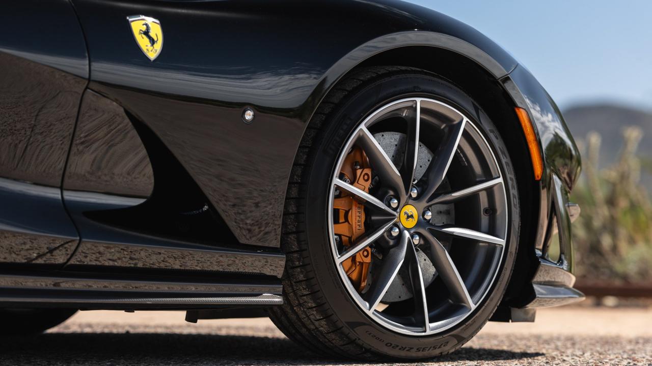 2022 Ferrari 812 GTS