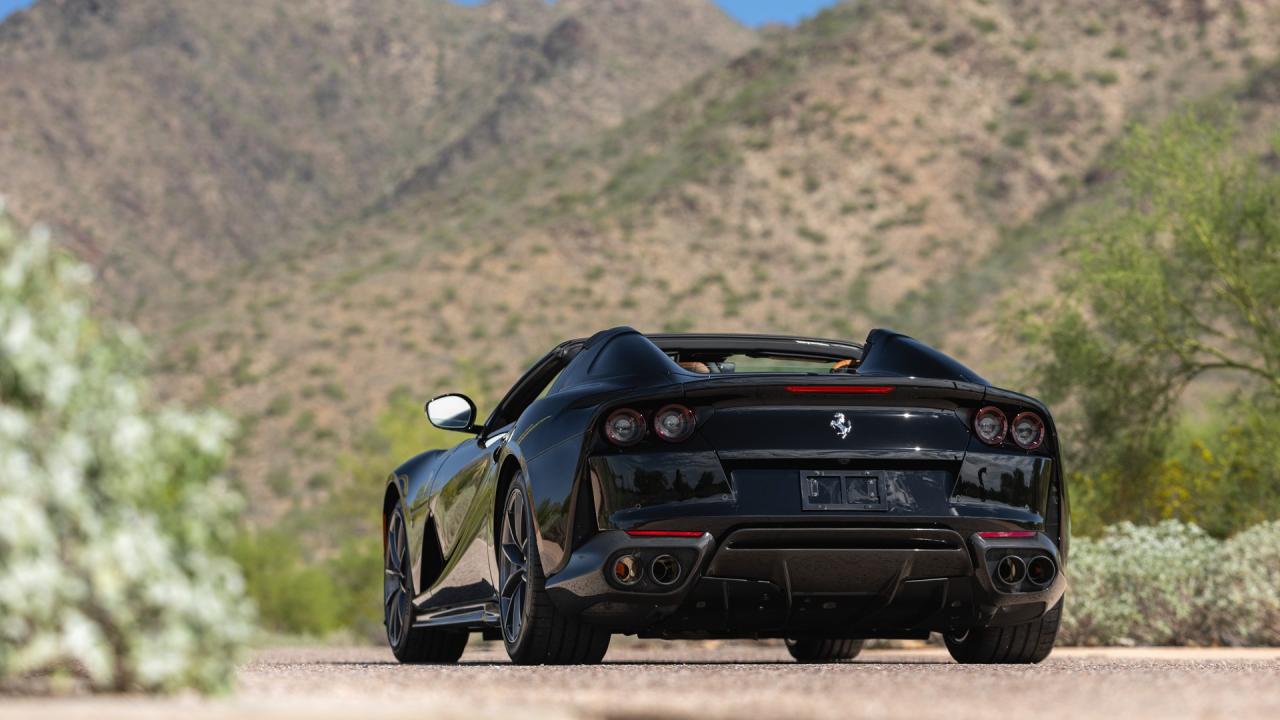 2022 Ferrari 812 GTS