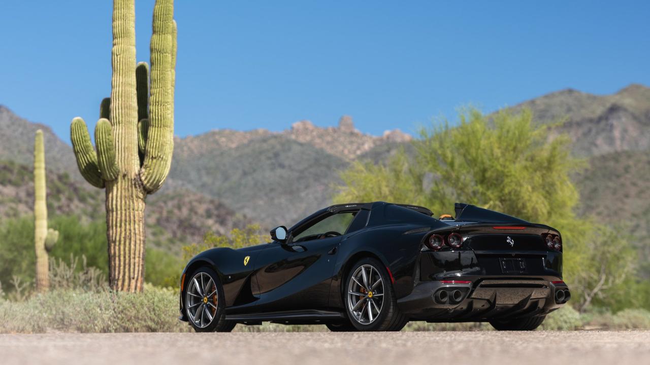 2022 Ferrari 812 GTS