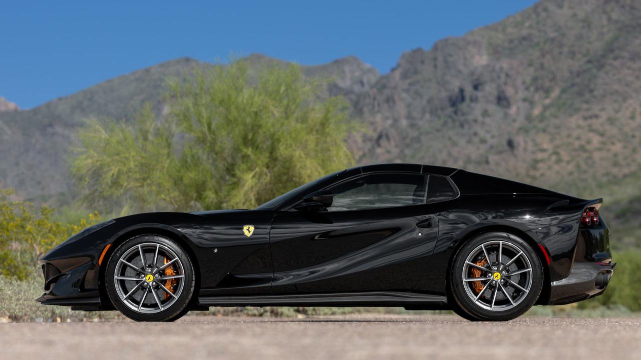 2022 Ferrari 812 GTS